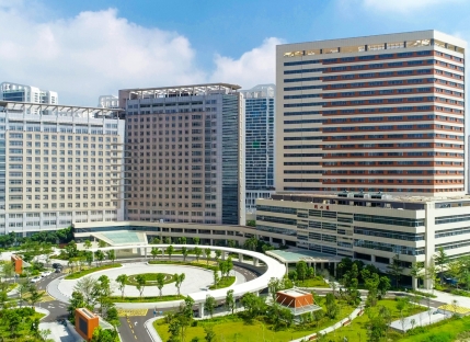 城东院区病房楼外景